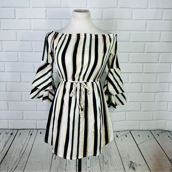 Hint of Blush White Striped 3/4 Sleeve Off Shoulder Mini Dress - Size Small - Picture 1 of 16